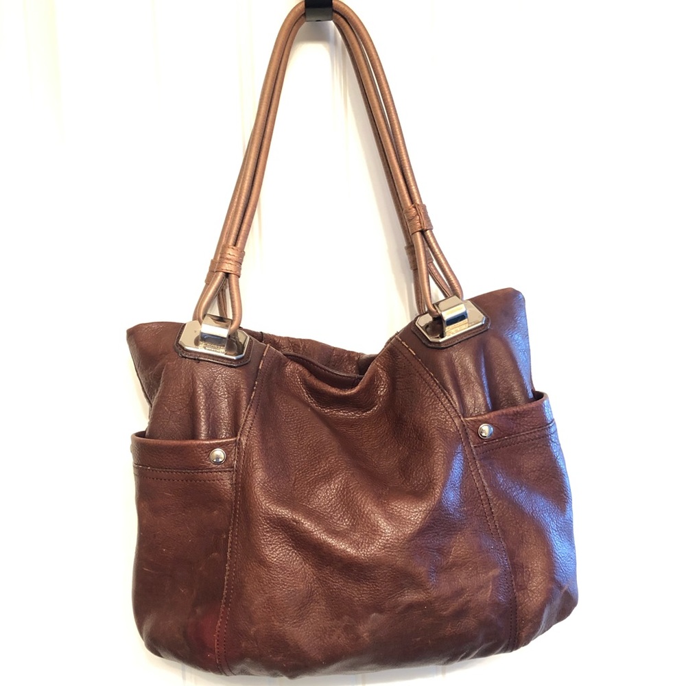 B. Makowsky Brown Leather Purse